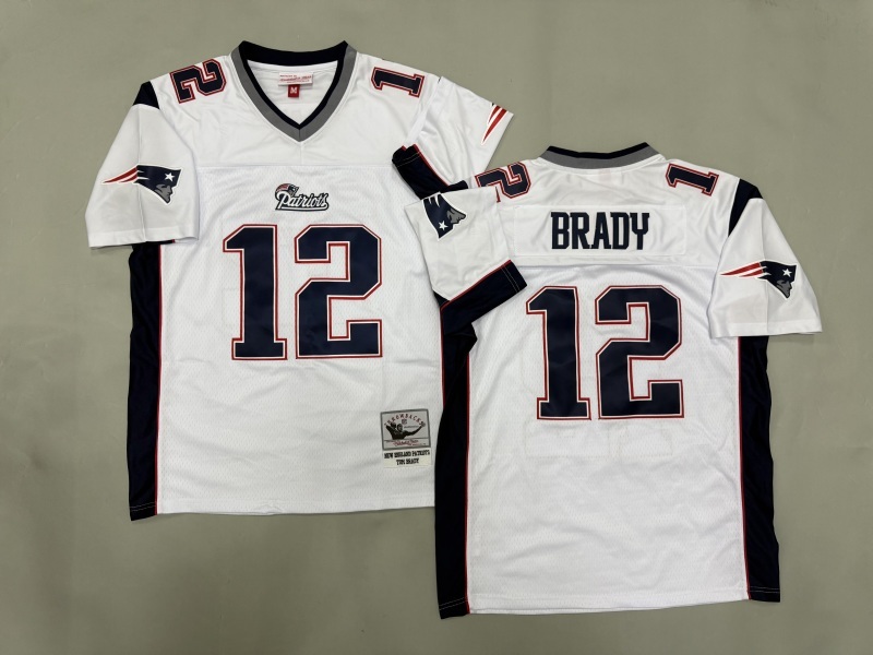 Men 2025 New England Patriots #12 Brady white Throwback Limited NFL Jersey style 001